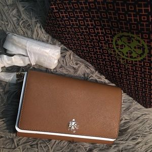 Tory burch chain wallet